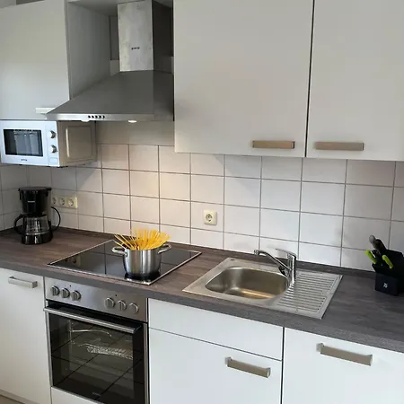 Sonnige Mit Grossem Garten By Interhome Apartmán